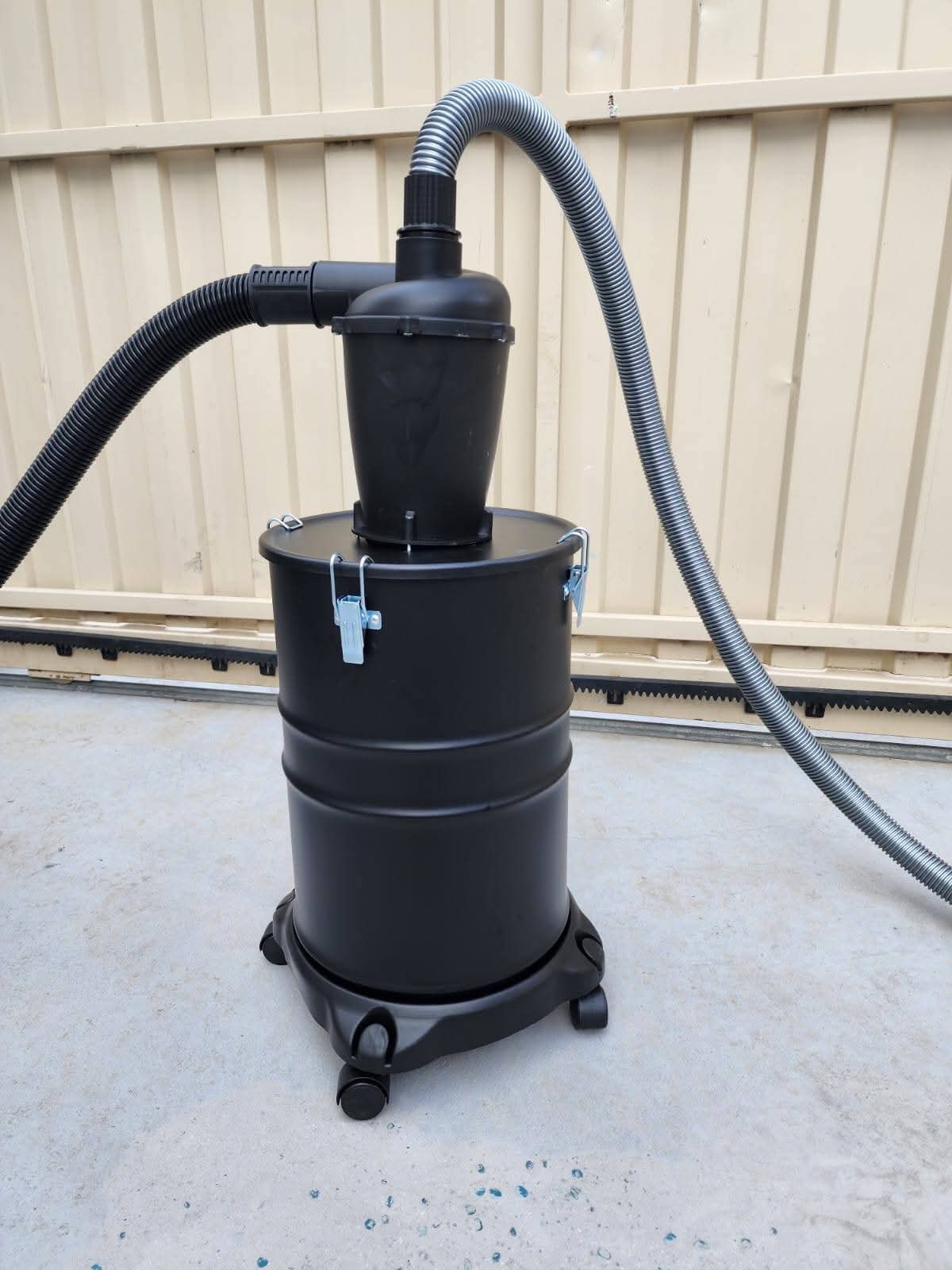 Vacuum Cyclone Separator for heavy dust on wheel